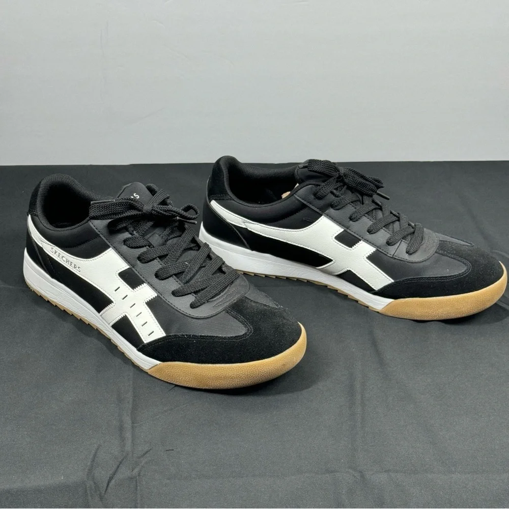 Skechers Black and White Retro Sneakers with Mesh Upper - Picture 3 of 5